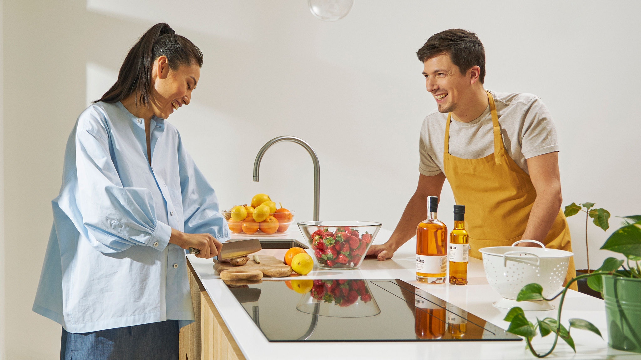 Couple in the kitchen 