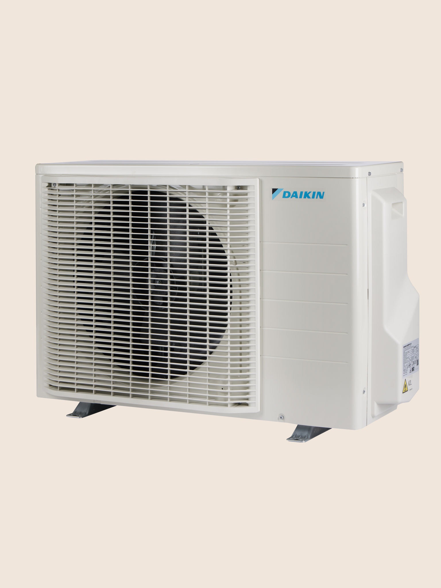 Слики: надворешна единица на високоѕиден клима уред Perfera