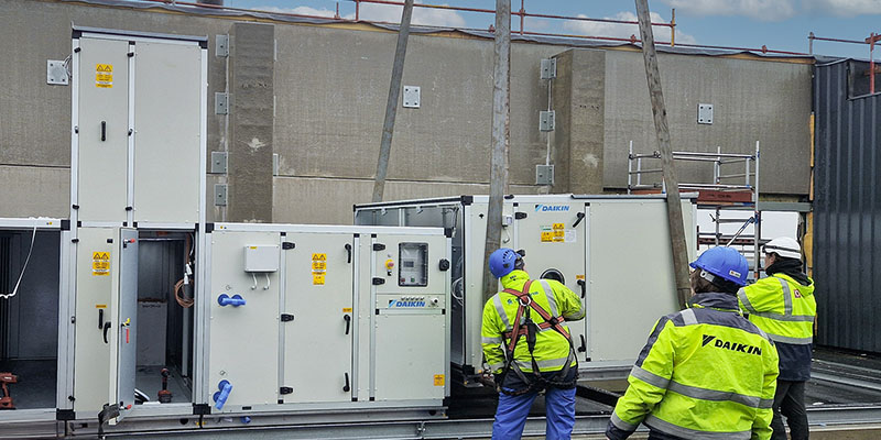 Инсталатори за поддршка на Daikin